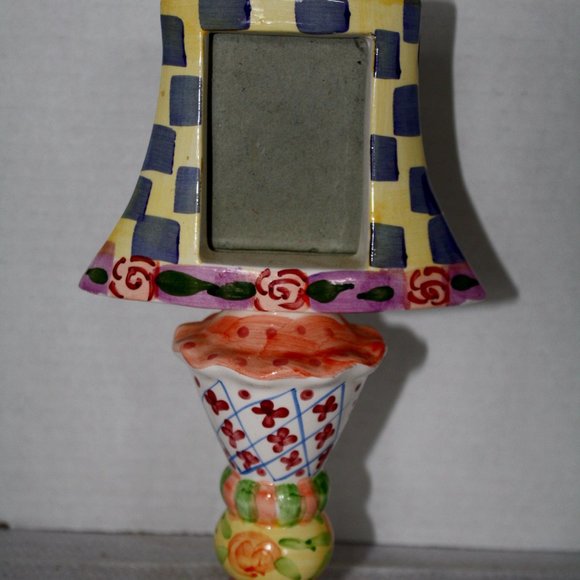Vintage Snow cone ceramic picture frame, 9 inches tall, holds a 2x3 photo - Picture 1 of 4